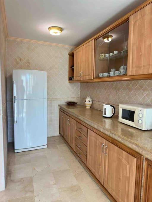 Luxueux Appartement Centre Et Plage & Wifi ! Tanger Exterior foto